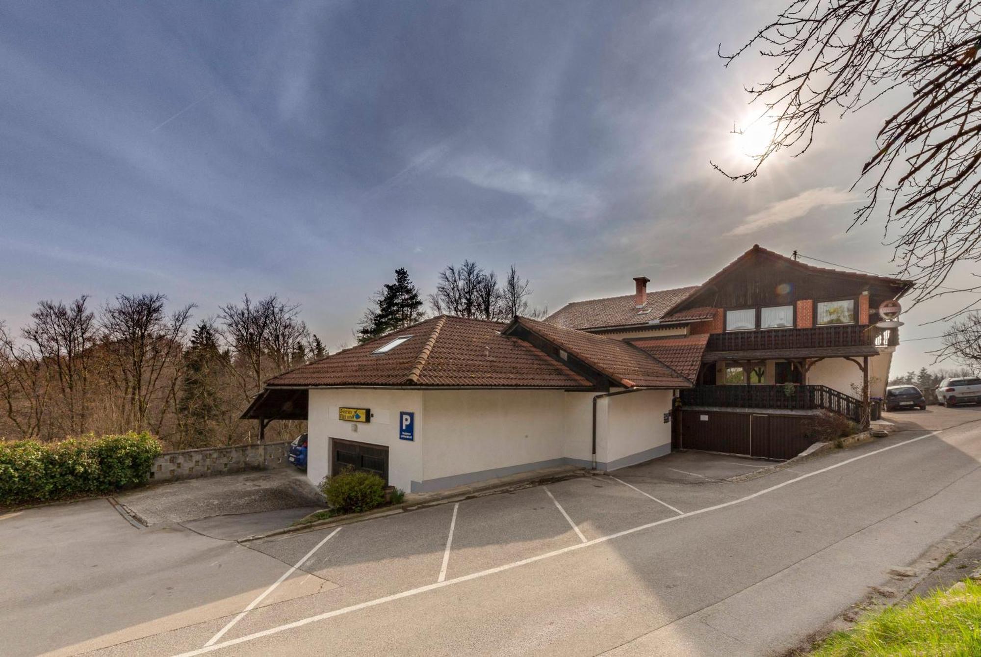 Bed And Breakfast Mili Vrh Kamnik Exterior foto